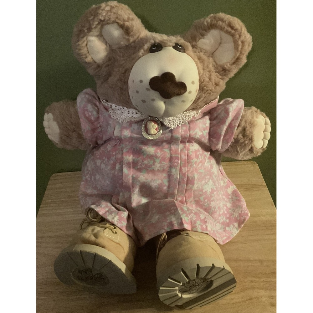 Vintage Furskins Bear With Boots,  1983 By Xavier‎ Roberts, 24 In